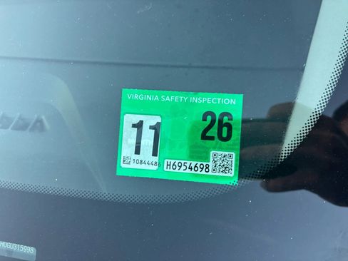 Used 2016 Hyundai Elantra GT image 32