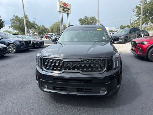 Used 2025 Kia Telluride SX Prestige X-Line AWD/4WD image 2