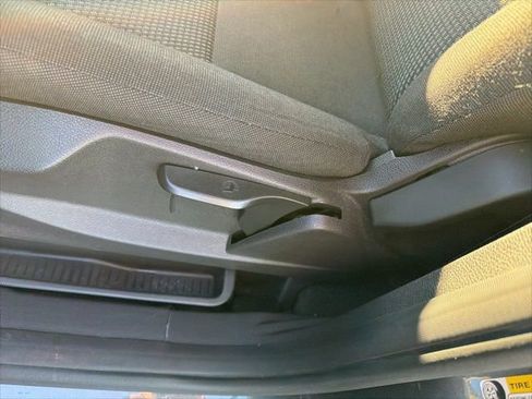 Used 2018 Ford Transit Connect XL image 13