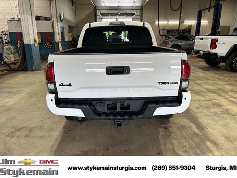 Used 2022 Toyota Tacoma TRD Pro AWD/4WD image 3