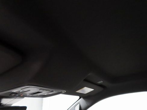 Used 2024 Chevrolet Silverado 2500 ZR2 w/ Technology Package image 31