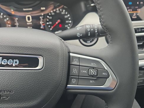 New 2026 Jeep Compass Limited image 21