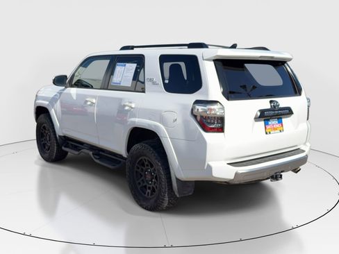 Used 2019 Toyota 4Runner TRD Off-Road AWD/4WD image 7