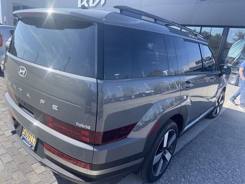 Used 2024 Hyundai Santa Fe Limited image 8
