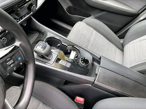 Used 2022 Nissan Rogue SV AWD/4WD image 20