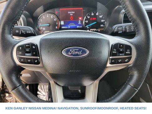 Used 2023 Ford Explorer XLT w/ Equipment Group 202A AWD/4WD image 31