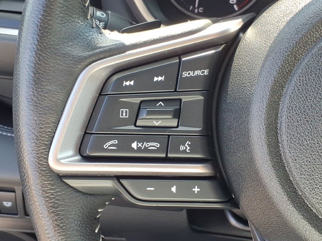 Used 2023 Subaru Ascent Limited w/ Technology Package AWD/4WD image 11