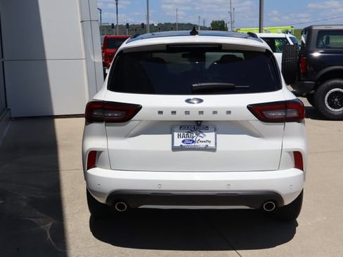 Certified 2023 Ford Escape ST-Line w/ Tech Pack #1 FWD image 4