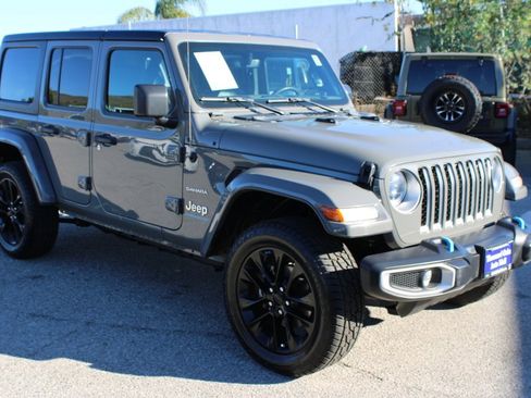 Used 2023 Jeep Wrangler Unlimited Sahara image 3