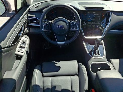 Used 2025 Subaru Outback Limited AWD/4WD image 13