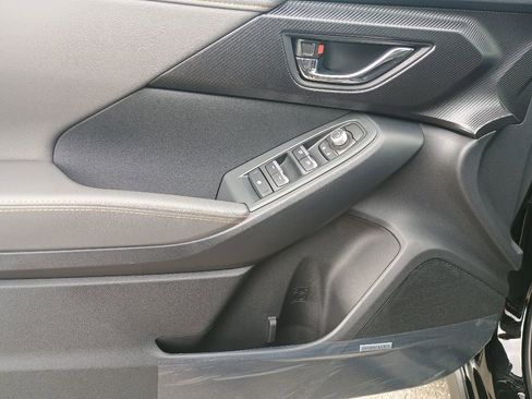 New 2026 Subaru Crosstrek 2.5i Limited AWD/4WD image 7