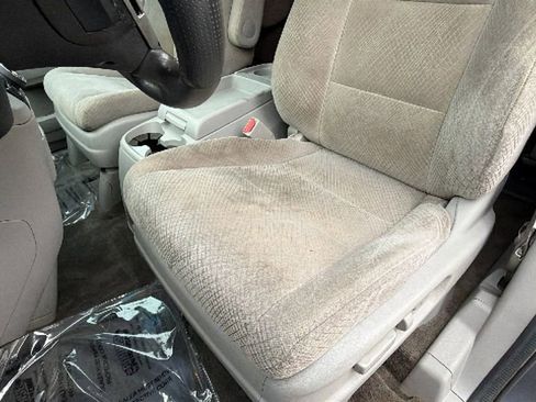 Used 2014 Honda Odyssey EX image 19