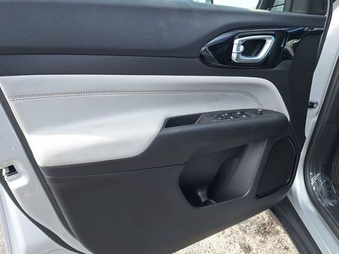 New 2026 Jeep Compass Limited image 23