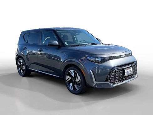 Used 2023 Kia Soul GT-Line FWD image 7