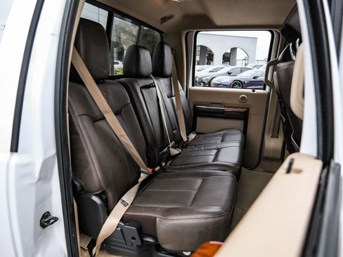 Used 2016 Ford F250 King Ranch w/ FX4 Off-Road Package image 34