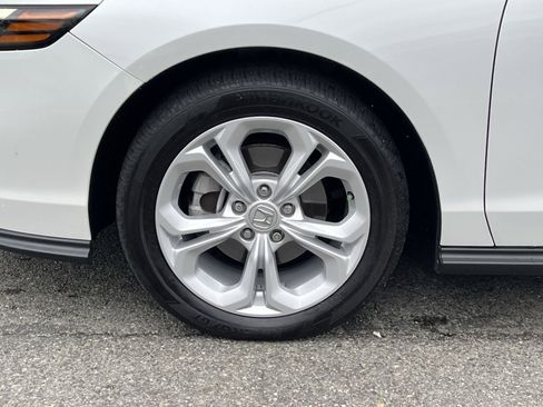Used 2023 Honda Accord LX image 13