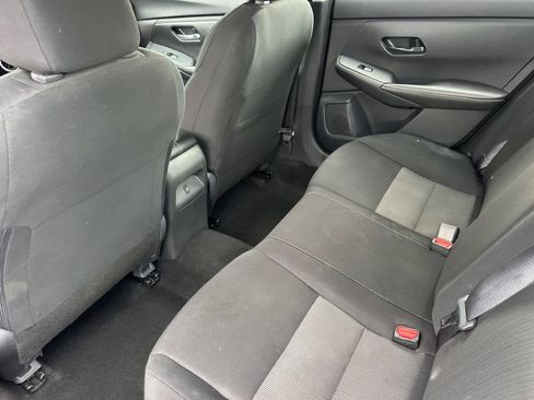 Used 2025 Nissan Sentra SV FWD image 4