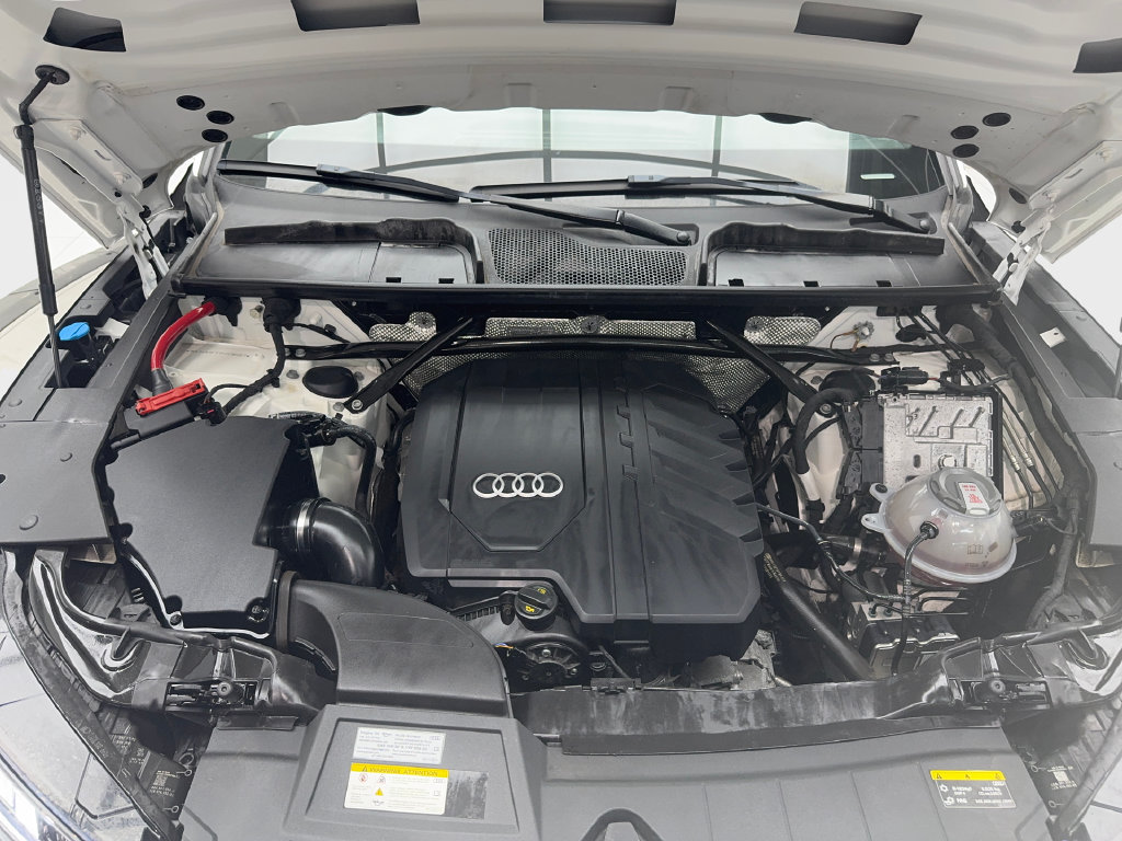 Used 2023 Audi Q5 2.0T Premium w/ Convenience Package AWD/4WD image 19