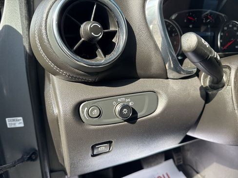 Used 2023 Chevrolet Blazer LT w/ Convenience Package image 14