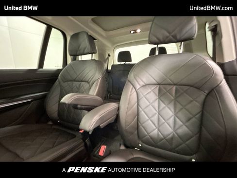 Used 2023 BMW X7 xDrive40i w/ Premium Package image 21