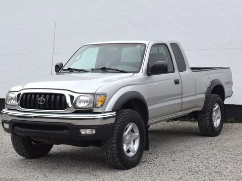 Used 2004 Toyota Tacoma PreRunner image 8