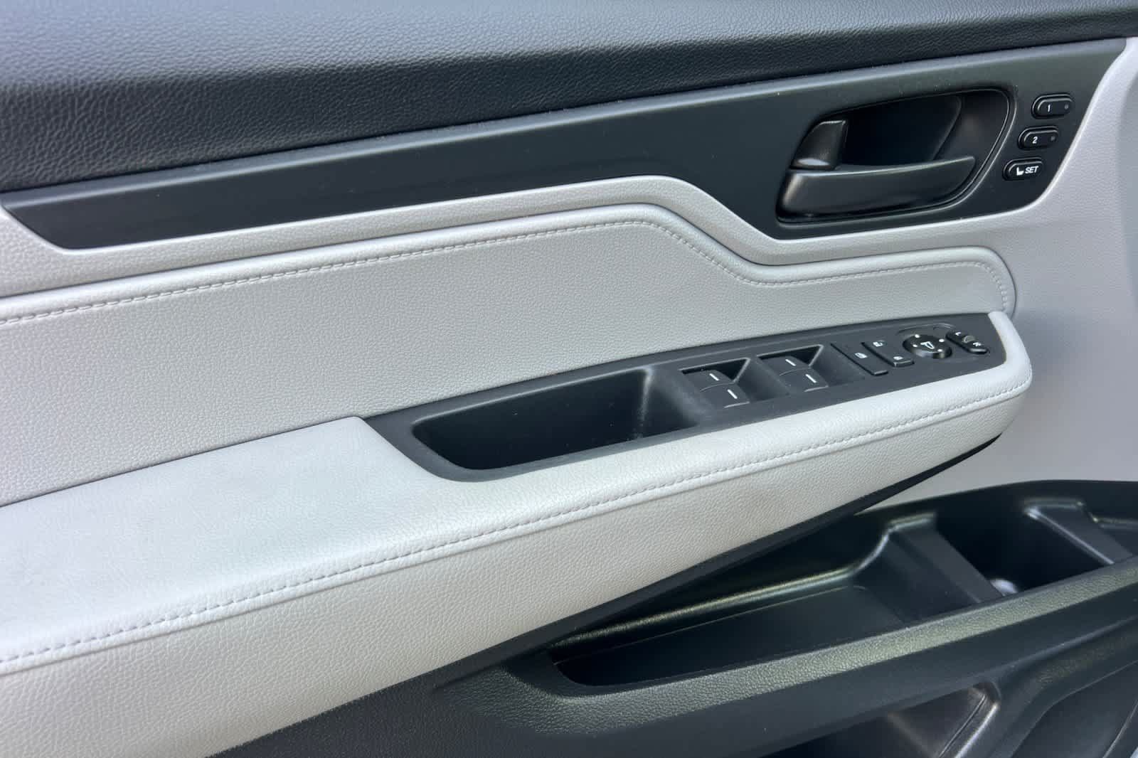 Used 2020 Honda Odyssey EX-L image 12