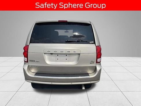 Used 2014 Dodge Grand Caravan R/T w/ Safety Sphere Group FWD image 5