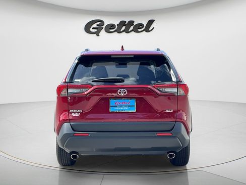 Used 2025 Toyota RAV4 XLE FWD image 6