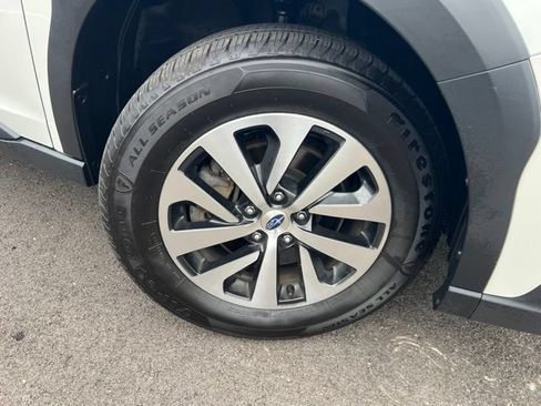 Used 2023 Subaru Outback Premium AWD/4WD image 33