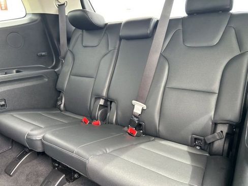 Used 2025 Kia Telluride EX w/ EX Captain's Chair Package AWD/4WD image 48