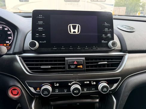 Used 2019 Honda Accord LX image 15