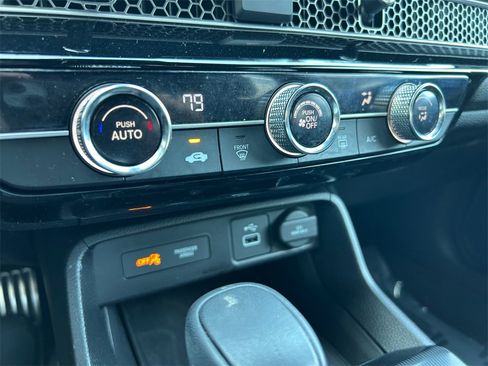 Used 2024 Honda Civic Sport image 28