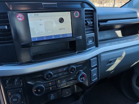 Used 2025 Ford F250 XLT image 9