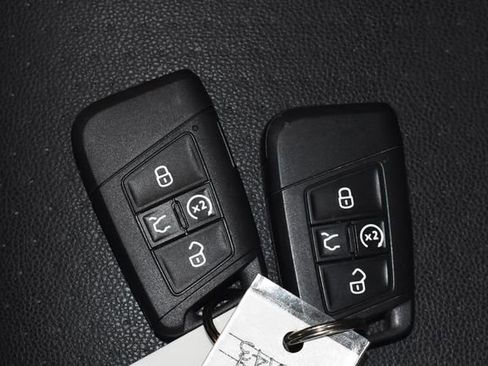 Used 2024 Volkswagen Jetta SE image 22