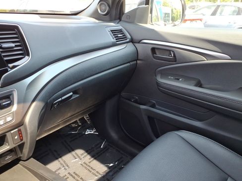Certified 2024 Honda Passport EX-L image 23
