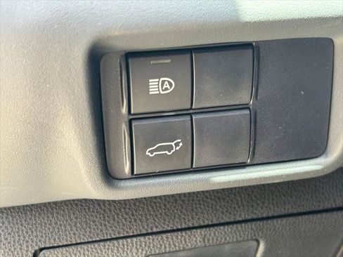 Certified 2026 Toyota Highlander XLE AWD/4WD image 30
