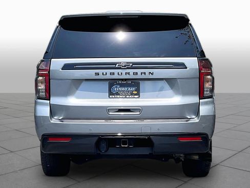 Certified 2023 Chevrolet Suburban Z71 w/ Luxury Package AWD/4WD image 5