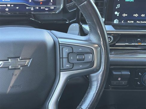 Used 2023 Chevrolet Silverado 1500 LT Trail Boss w/ Protection Package image 9