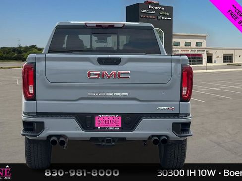 Used 2025 GMC Sierra 1500 AT4 w/ AT4 Premium Package AWD/4WD image 6