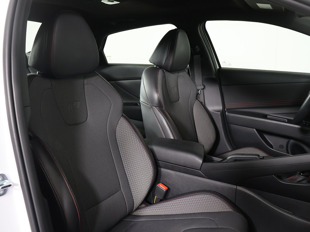 Certified 2025 Hyundai Elantra N Line FWD image 30