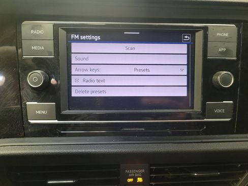 Used 2024 Volkswagen Jetta Sport image 25