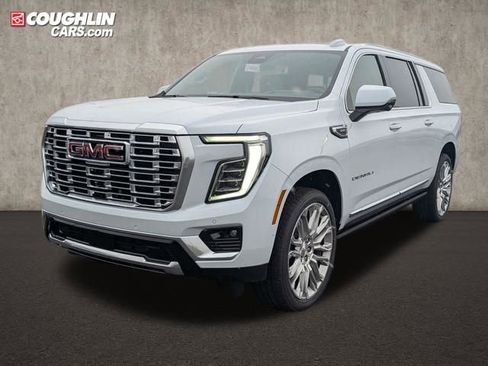 New 2026 GMC Yukon XL Denali w/ Denali Reserve Package image 3
