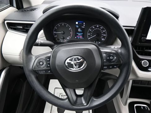 Used 2023 Toyota Corolla Cross L AWD/4WD image 13