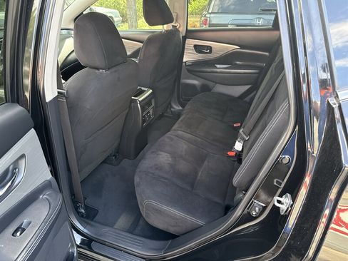 Used 2018 Nissan Murano S AWD/4WD image 17