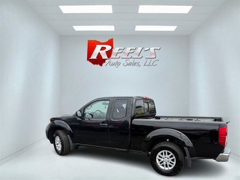 Used 2014 Nissan Frontier SV w/ SV Value Truck Package AWD/4WD image 30