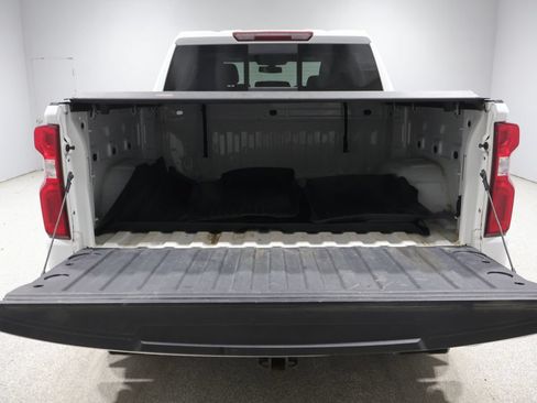 Used 2021 Chevrolet Silverado 1500 LTZ w/ Z71 Off-Road Package AWD/4WD image 5