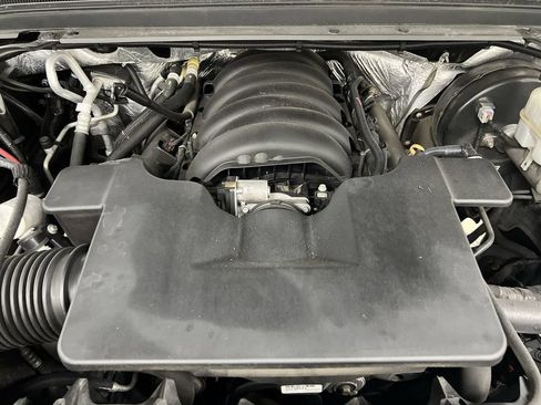 Used 2015 Chevrolet Tahoe LS AWD/4WD image 24