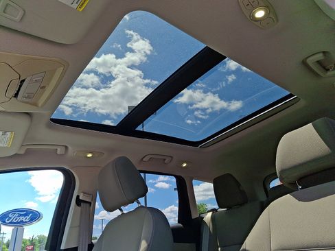 Used 2013 Ford Escape SE FWD image 15