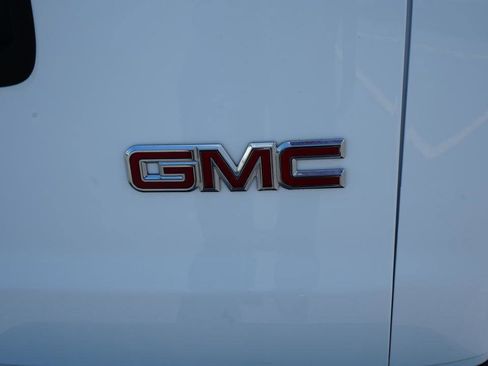 Used 2021 GMC Savana 2500 w/ Driver Convenience Package RWD image 20