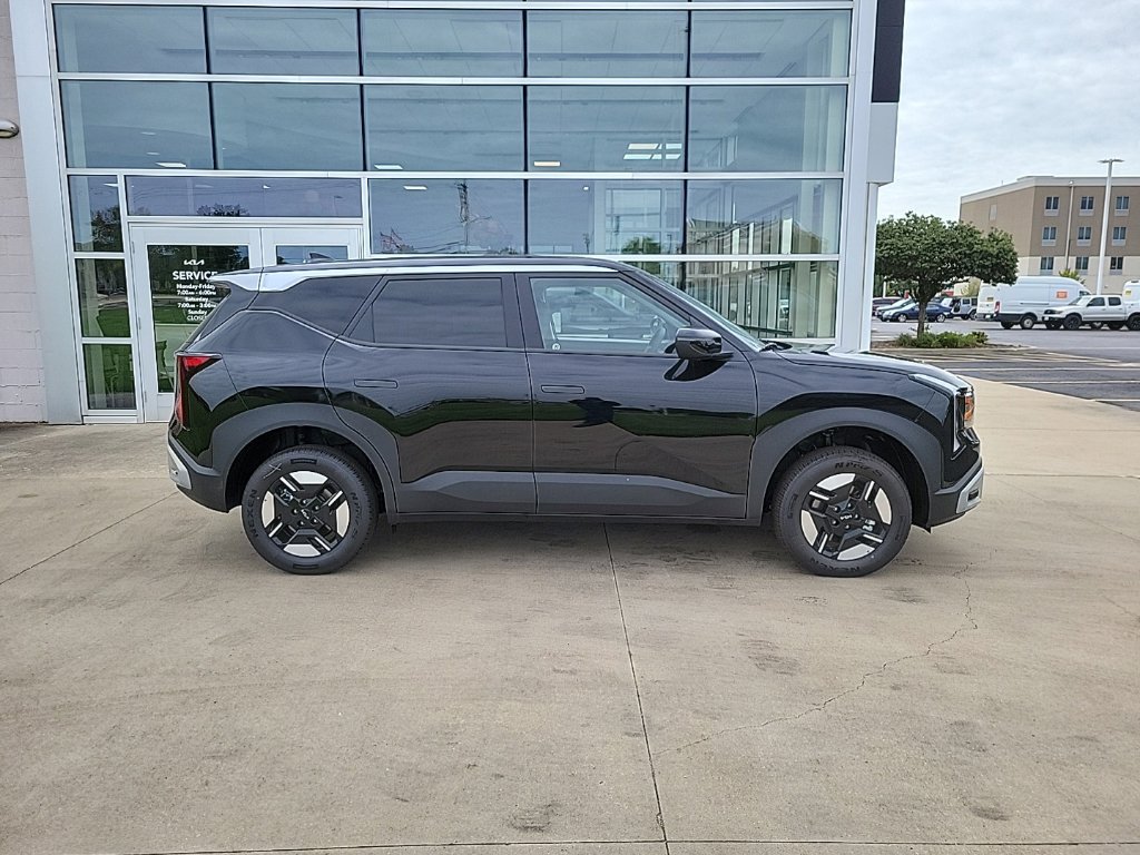 New 2027 Kia Seltos LX AWD/4WD image 4